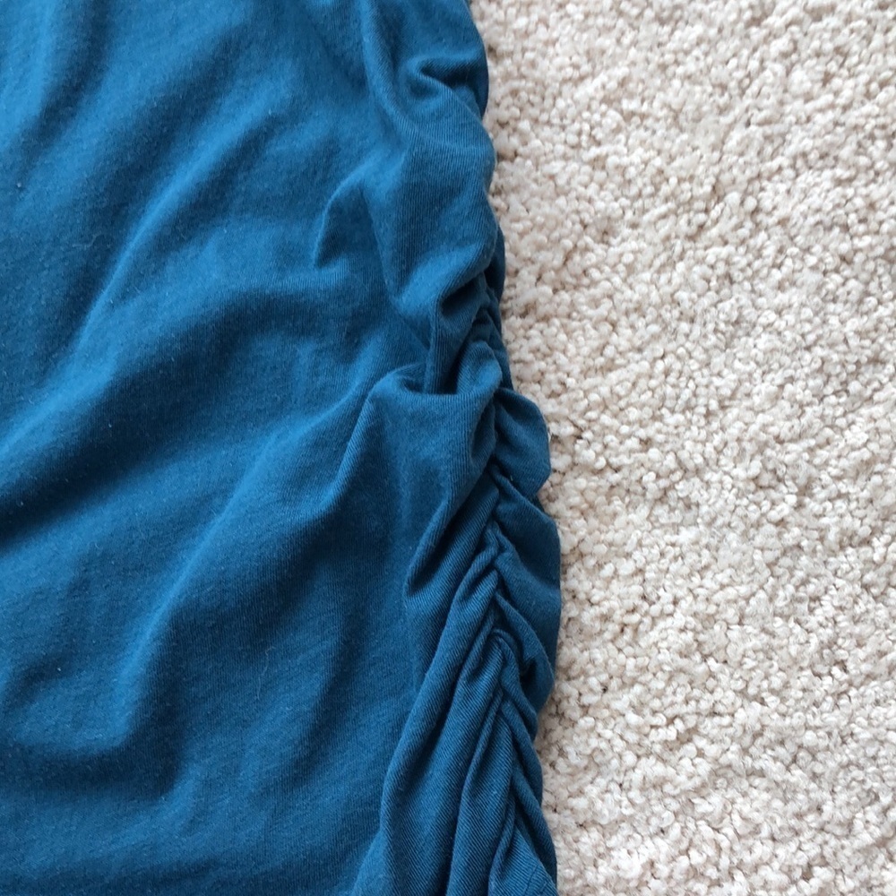 4/$20 Motherhood Top Size M Teal “Extra Thankful This Year” - Picture 7 of 10